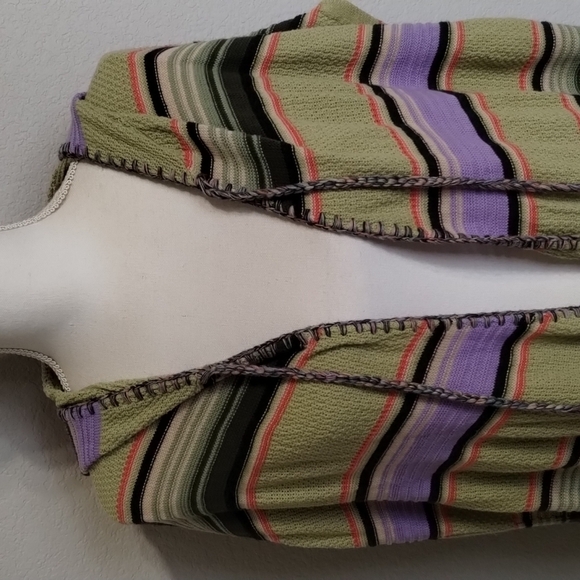 Anthropologie Moth Calexico Multicolor Stripe Knit Hooded Fringe Poncho Small - Picture 3 of 13